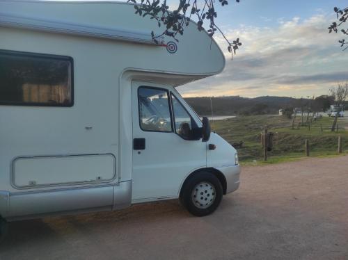 Autovan Alqueva in Carrapatelo