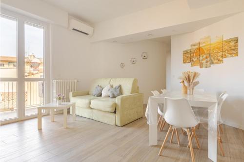 Accommodation with free parking near to the centre