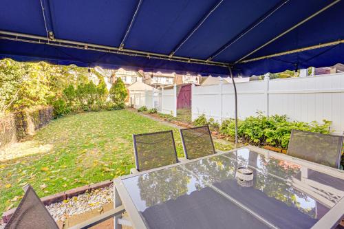 4 Mi to Downtown Pittsburgh: Family Home w/ Patio in West Homestead (PA)