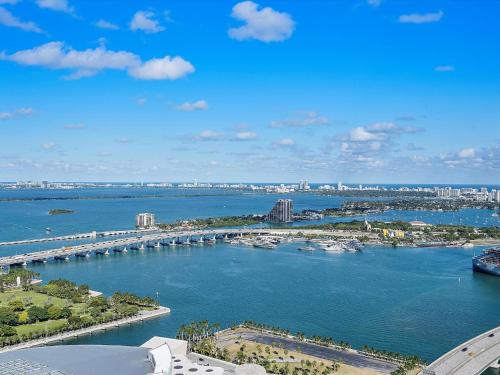 Downtown by Miami Vacation Rentals Room Type - Superior Studio