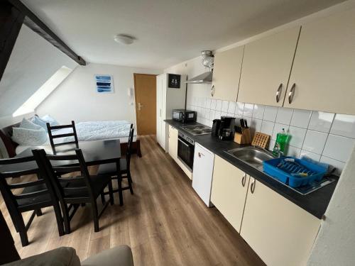 Ferienwohnung und Monteurzimmer Nähe Leuna, Merseburg, Halle und Leipzig (Ferienwohnung und Monteurzimmer Nahe Leuna, Merseburg, Halle und Leipzig) in Mersebourg