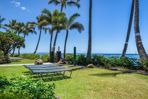 Lahaina Shores 306 · LS 306 Dream Maui Studio by the Beach Pool in 拉海納