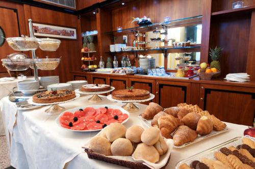 Hotel Marconi - image 10