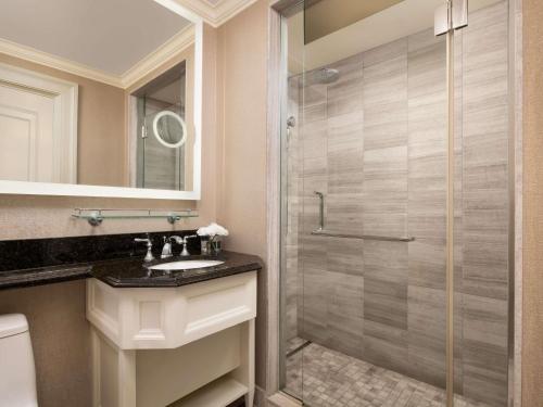 Fairmont Chateau Laurier - image 2