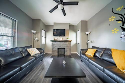 Walkable Little Italy 2BR King Bed Near CWRU & Cleveland Clinic, Cleveland (photo 7)
