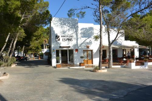 Bungalows Es Pins - Emar Hotels Formentera