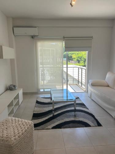 Departamento en condominio Pilar