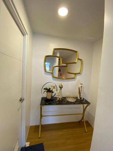 LSB Modern Penthouse in Santolan