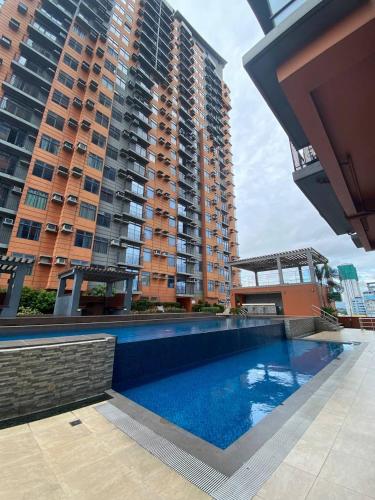 LSB Modern Penthouse in Santolan