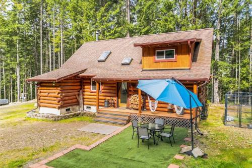 Iekārtas, 10-Acre Mountain Cabin – Hot Tub • Sauna • Dogs OK in Hoodsport (WA)