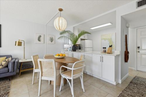 Chateau by the Sea - image 40