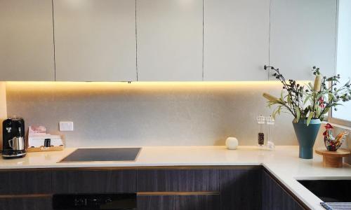 Kitchen, Diamond Bay Cliff Apartment & Coastal Walks in Watsons Bay