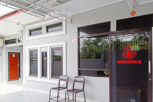 ล็อบบี้, RedDoorz Near Bandara Depati Amir in บังกา