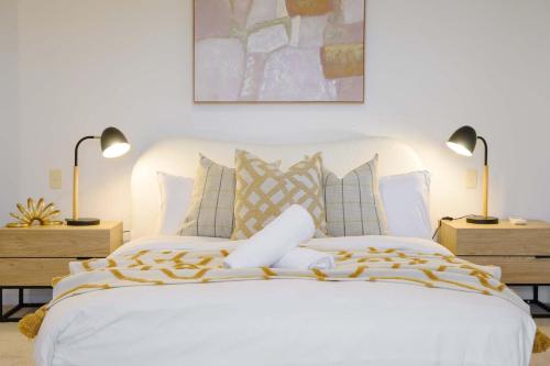 Elegant French Gem Rose Bay Escape Near BondiBeach - image 13