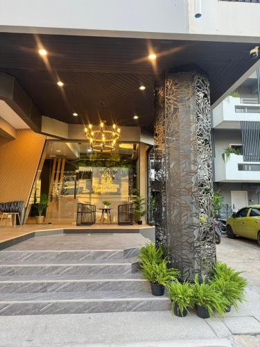 Exterior view of โรงแรมเดอะไนน์ พรีเมียร์