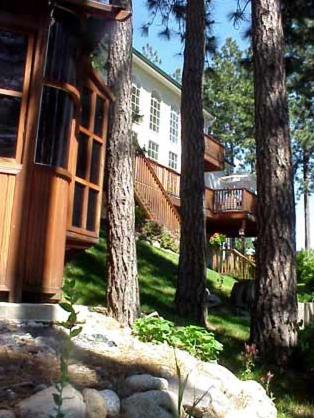 River Cove Elegant Waterfront Bed & Breakfast - 출입구