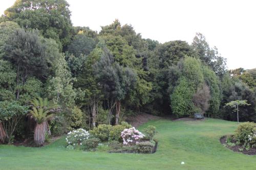 Tui Hideaway in Otatara