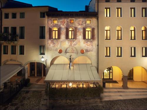 . Hotel Canon d'Oro