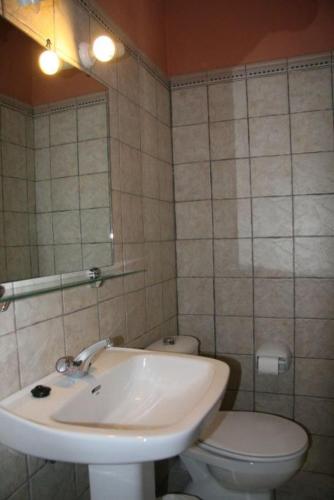 Hostal Torre de Guzmán - image 5