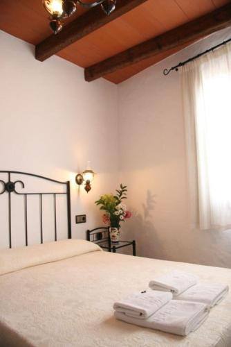 Hostal Torre de Guzmán - image 2