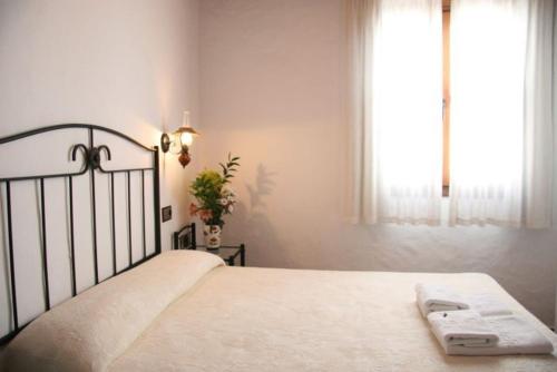 Hostal Torre de Guzmán - image 4