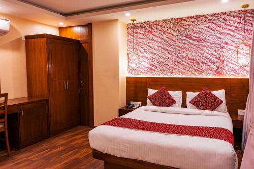 1 queen bed