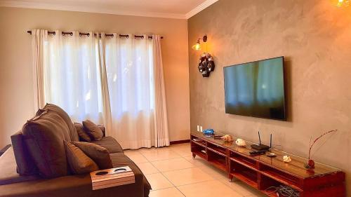 Linda casa com vista pro mar – khách sạn tại Jardim Pero