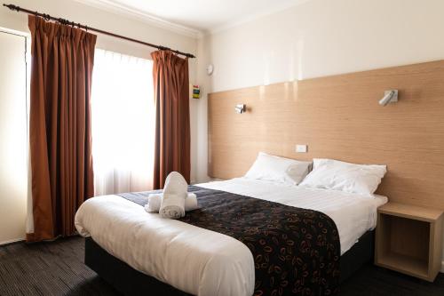 Deluxe Two-Bedroom Suite