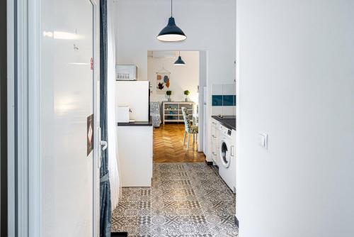 Colors Apartments 2