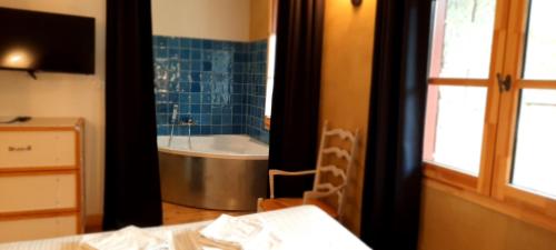 Transhumance & cie, Auberge, Appartements & SPA – Bedous, MO