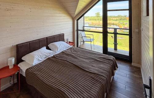 Awesome Home In Sianowo With Wifi in Rzym
