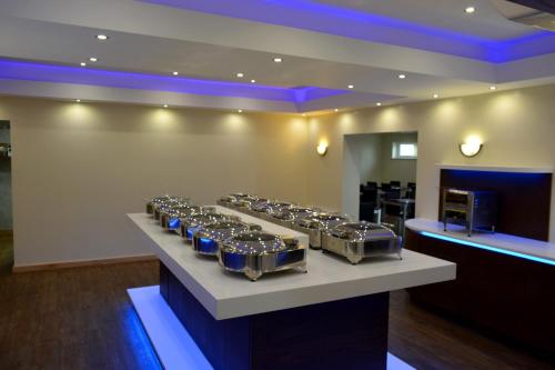 Restaurant, Cambridge Hotel in Huddersfield