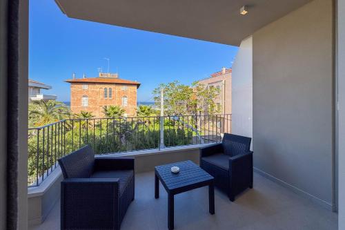 Modern Design Garage and Terrace with Sea View in Porto San Giorgio