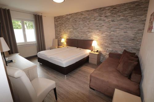 Hotel Central Garni in Цевен