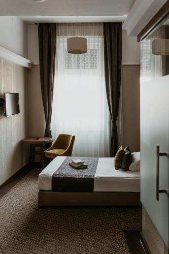 Duna Wellness Hotel - image 9