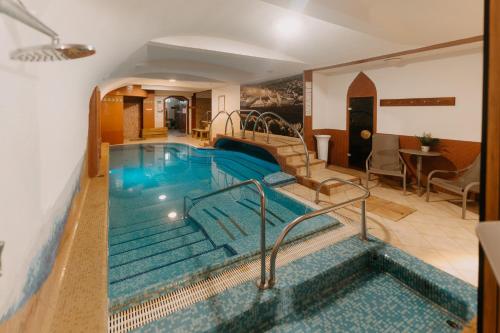 Duna Wellness Hotel 4