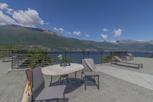 Brezza del Lario Bilocale giardino 21-22-23-24 - Grasagne-acque-bondal