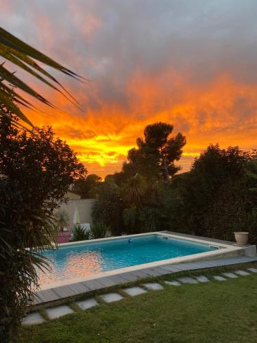 Lemodernlounge, hébergement cosy moderne spacieux - Location saisonnière - Balaruc-les-Bains