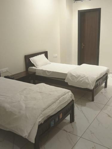 Hotel Mantara in Dhariyawad