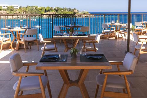 Restaurant, Castello Infinity Suites in Gazi