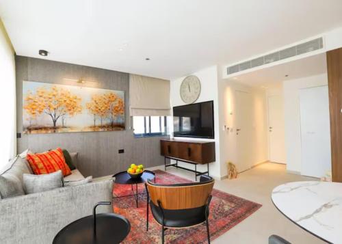 Amazing 2Bdrm penthouse in JLM with balcony and view - פנטהאוז ירושלים