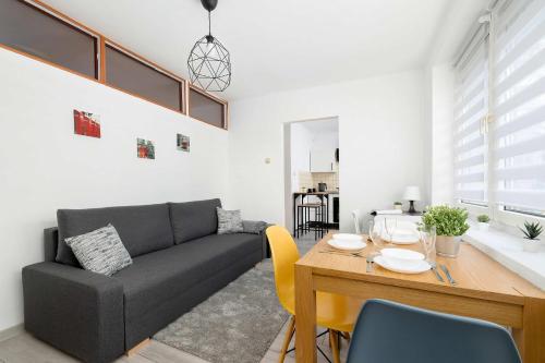 Przytulny & Jasny Apartament w Centrum Katowic by Noclegi Renters