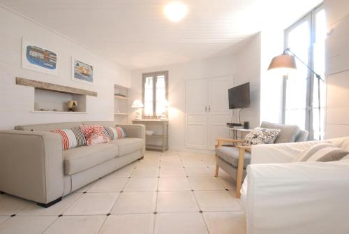 292 Tini House La mignonnerie en plein centre - Location saisonnière - Saint-Martin-de-Ré