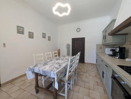 La maison d'alice in Gudmont-Villiers