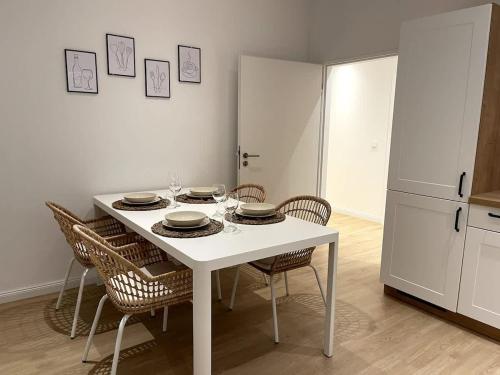 Stadtjuwel: Zentral & Modern in 利希滕費爾斯