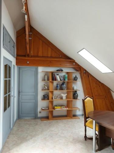 Chambre spacieuse climatisee - Petit dejeuner inclus - Domgermain