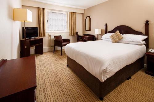 Mercure Perth Hotel - image 2