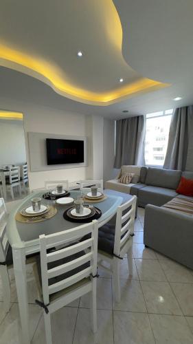 3 bedrooms, 3 beds