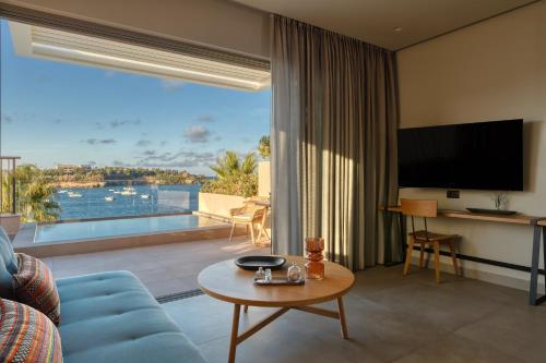 Castello Infinity Suites - image 5