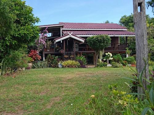 Bo Cabin in Garden โบคาบิน อิน การ์เดน in Nong Ki
